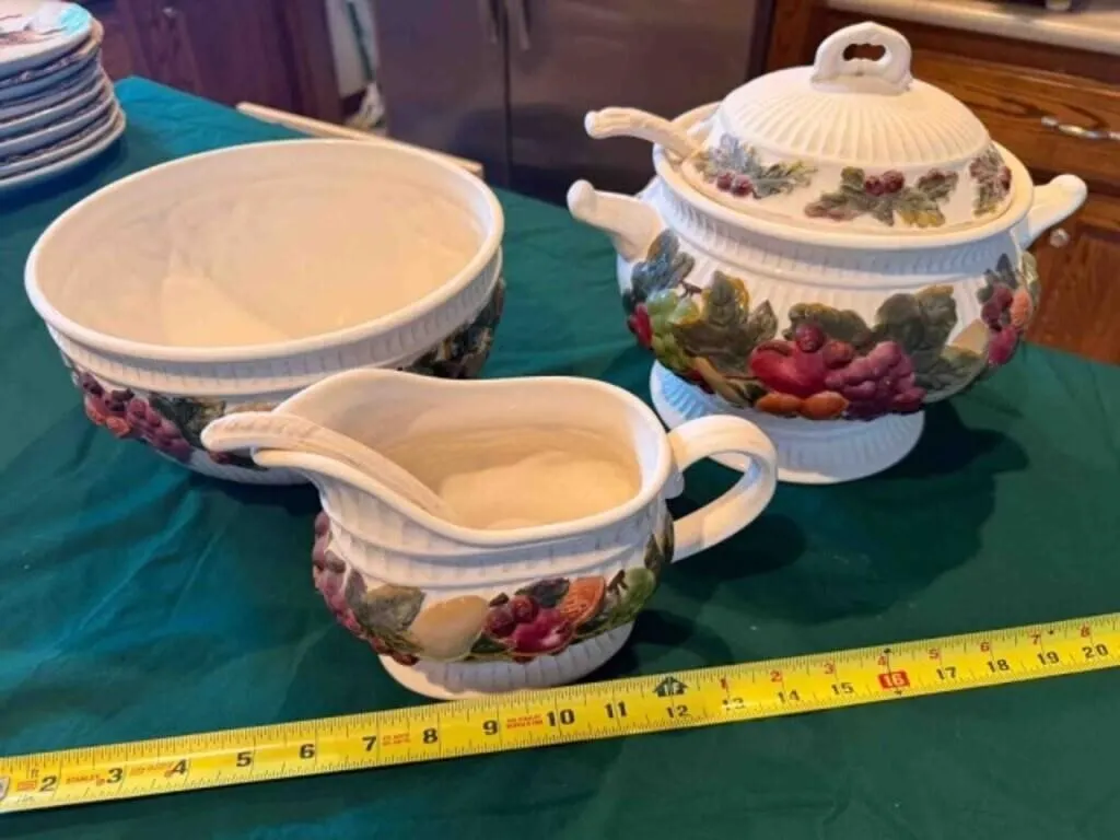 JC Penny Home Collection 4-pc set, see pictures