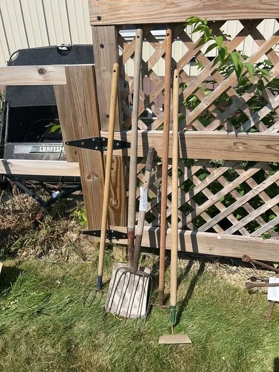 Long-Handled Garden Tools Collection