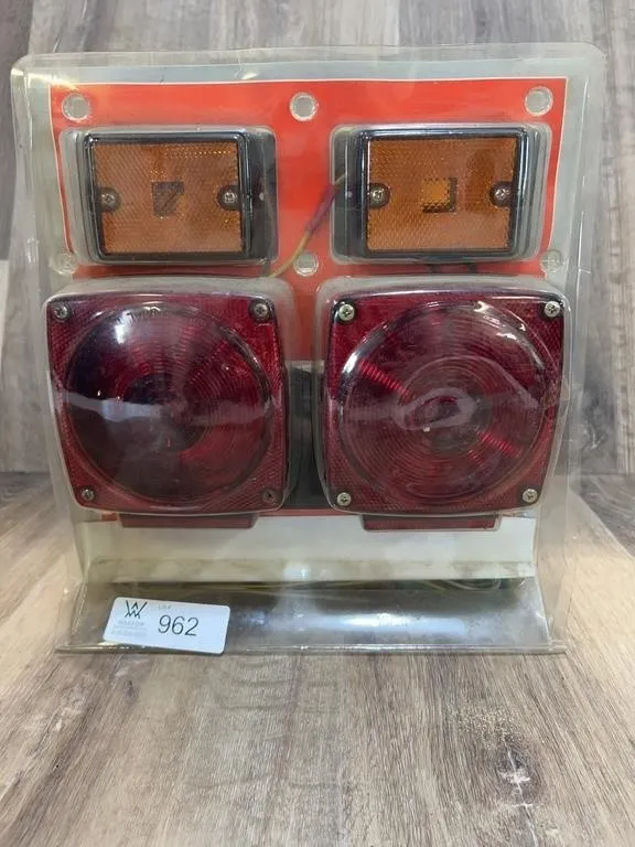 Haul Master 12V Trailer Light Kit 93861