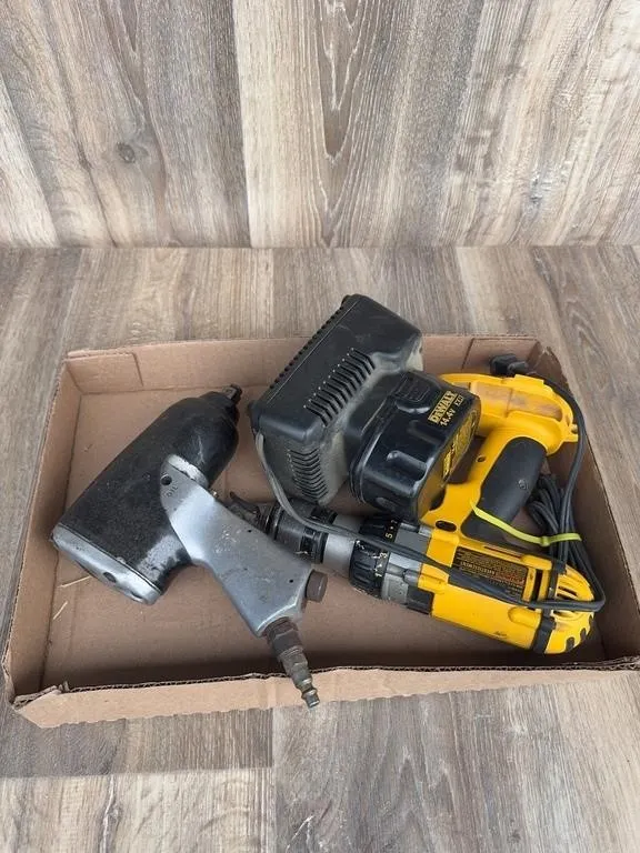 DeWalt 14.4V Drill & Pneumatic Impact Wrench Lot