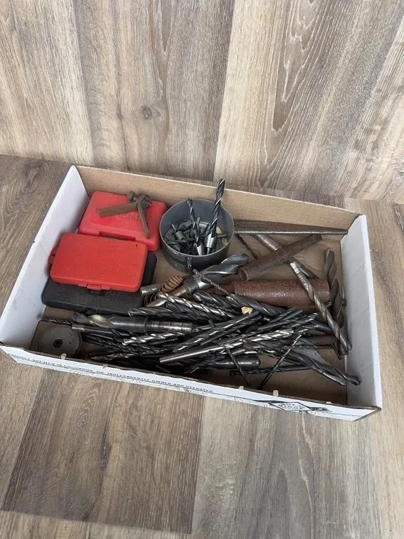 Mixed Drill Bits & Craftsman Driver Set Lot