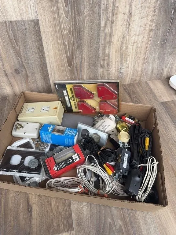 Mixed Lot of Electrical Supplies & Hardware