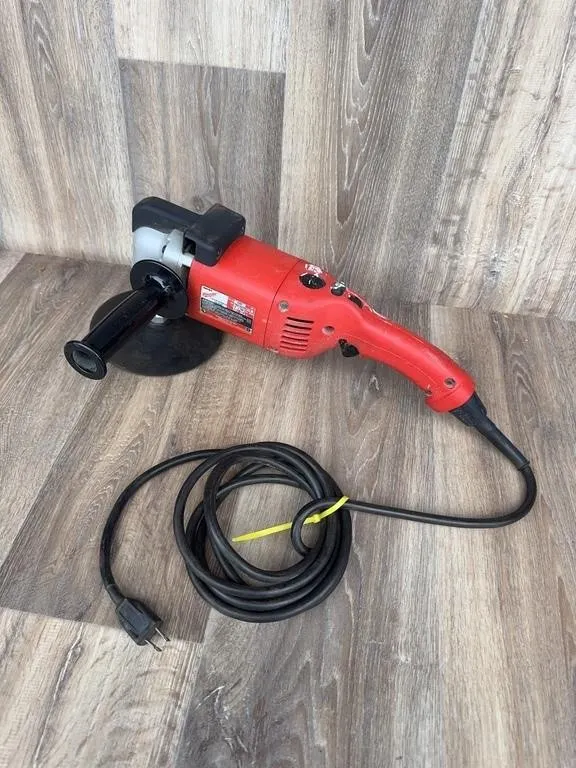 Milwaukee 7"/9" Corded Electric Polisher