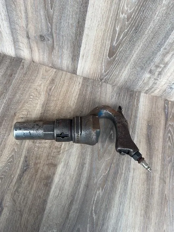 Thor Pneumatic Chipping Hammer - Chicago