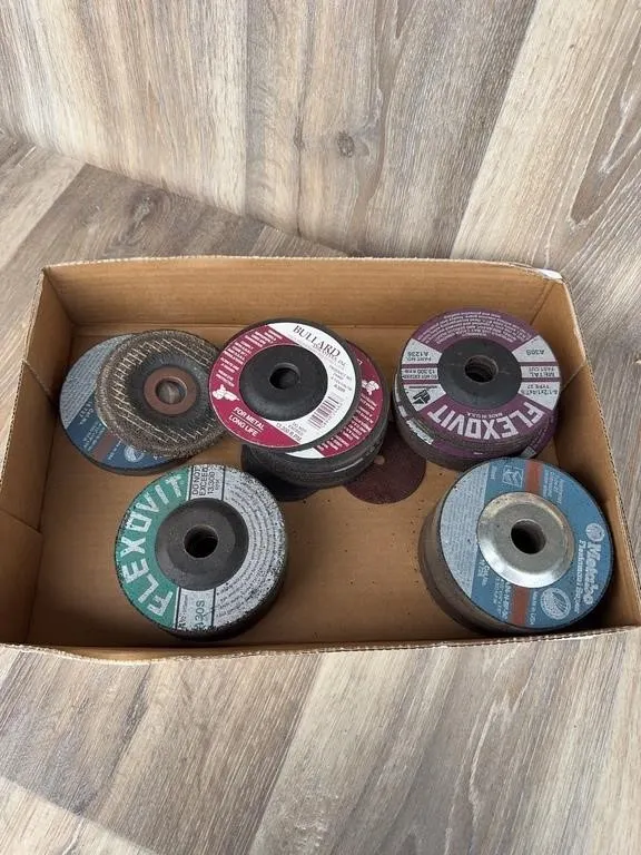 Metal Grinding Wheels Lot - Bullard, Flexovit, Met