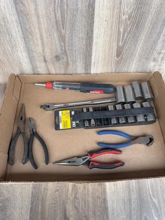 Craftsman 3/8 Drive Deep Socket & Tool Set