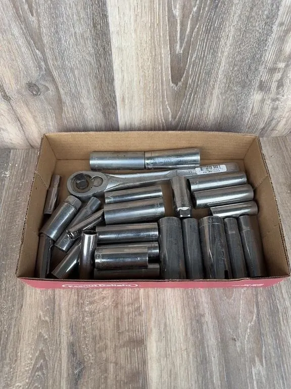 Craftsman Ratchet Wrench & Socket Lot