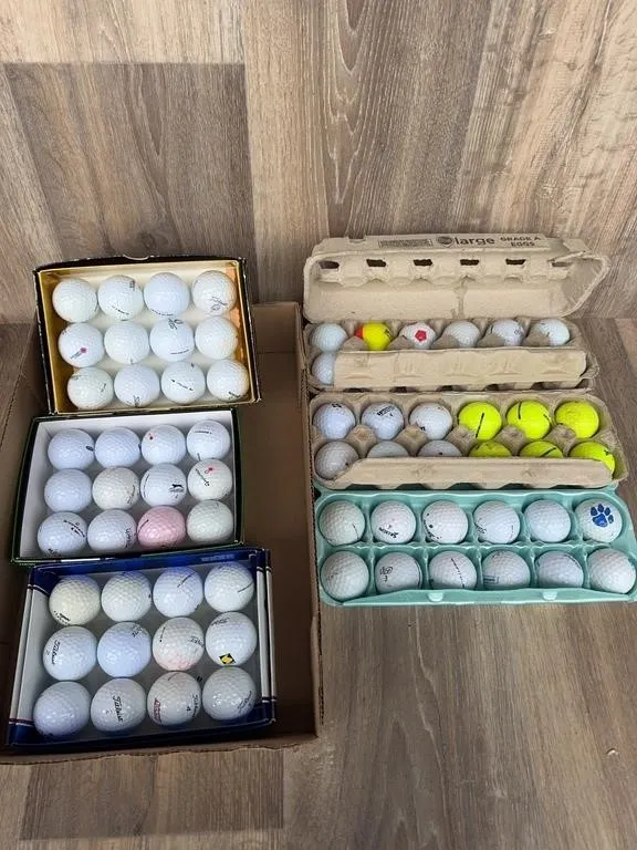 Assorted Golf Ball Collection: Titleist, Srixon &