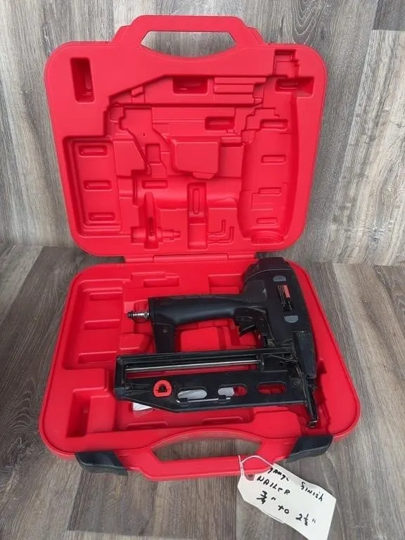 Craftsman 16-Gauge Pneumatic Finish Nailer