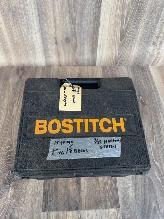 Bostitch 2-in-1 Pneumatic Nailer & Stapler Kit