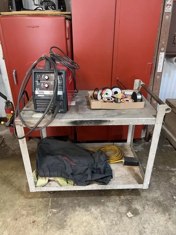 Lincoln Electric SP-100 Welding Cart & Supplies