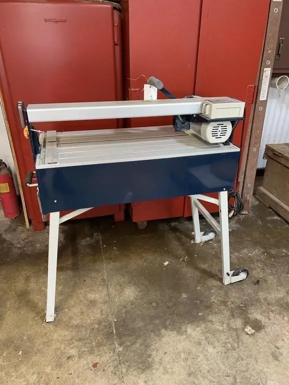 Chicago Electric 7" Bridge Tile Saw with Stand