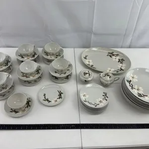 Magnolia Blossom China Set (Lot)