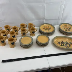 Pfaltzgraff Folk Art Dinnerware Set (Lot of 29)