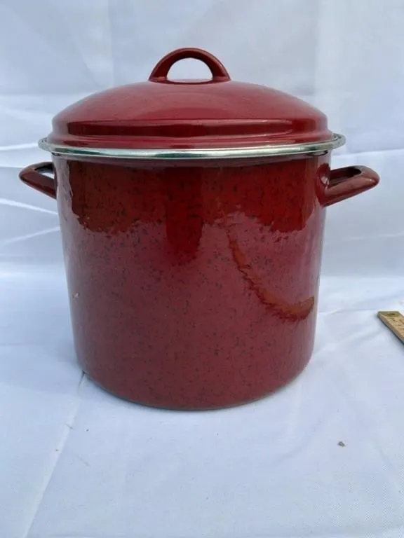Red Enamel Stock Pot w/ Lid