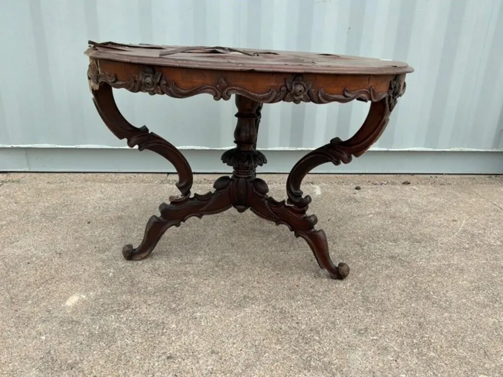 Antique Carved Mahogany Round Table