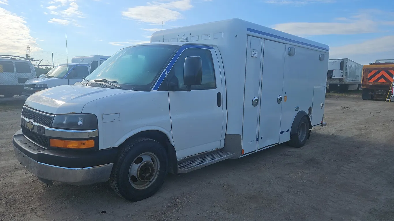 Non-Operable 2016 Chevrolet Express S/A Ambulance