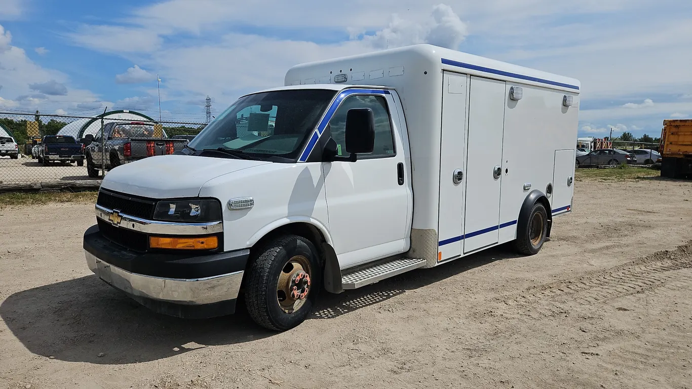 Non-Operable 2017 Chevrolet Express S/A Ambulance