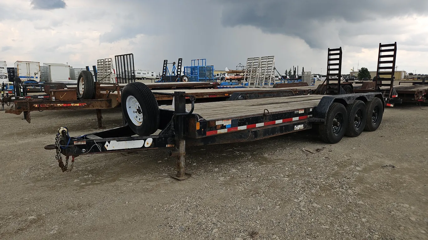 2014 Diamond C Roadclipper TRI/A 22ft Pintle Hitch Equipment Trailer