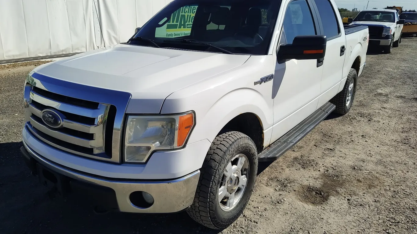 2011 Ford F-150 4x4 XLT 4dr SuperCrew Styleside 5.5 ft. SB