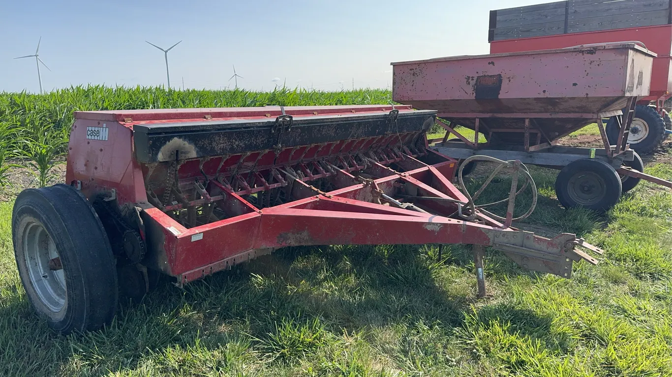 Case IH 5100 Soybean Special - 12’ wide on 7” Spacing