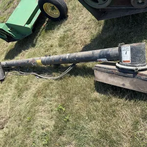 Unverferth 14’ Brush Auger - Hydraulic Drive
