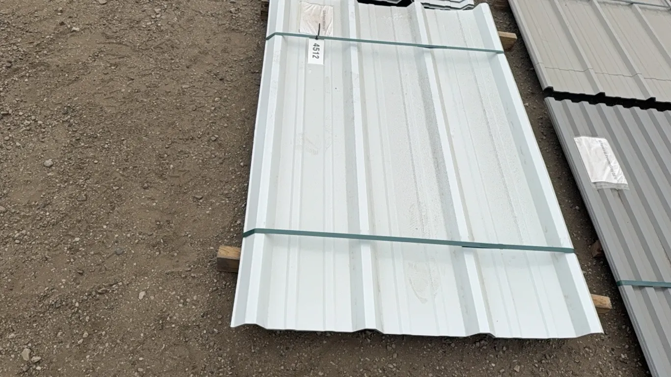 ID 4512 (13) R Panel White 5' Tin