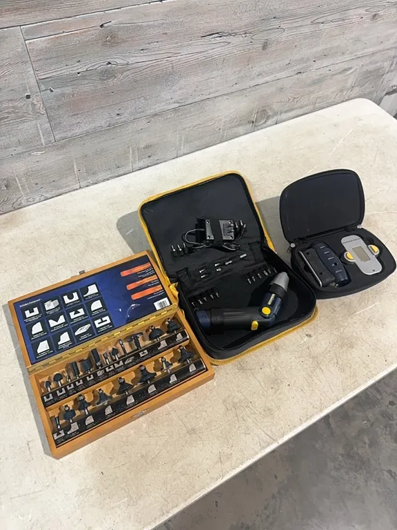 Mastercraft laser level, screw gun and router bits