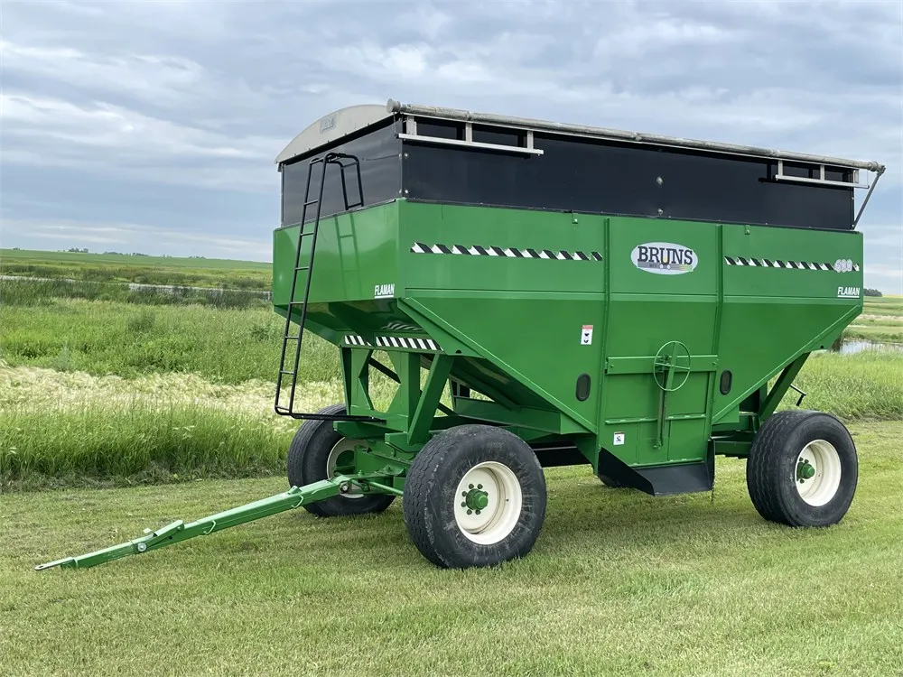 BRUNS 600 Bushel Gravity Feed Wagon on Horst Transport, 1 Owner, Shedded