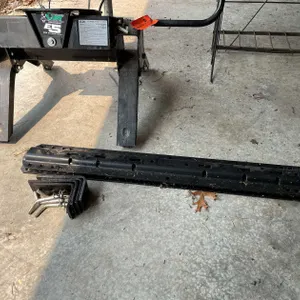 Curt 5th Wheel Hitch