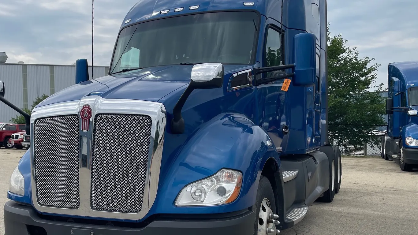 2020 Kenworth T680 Semi Tractor (Has WI Title)