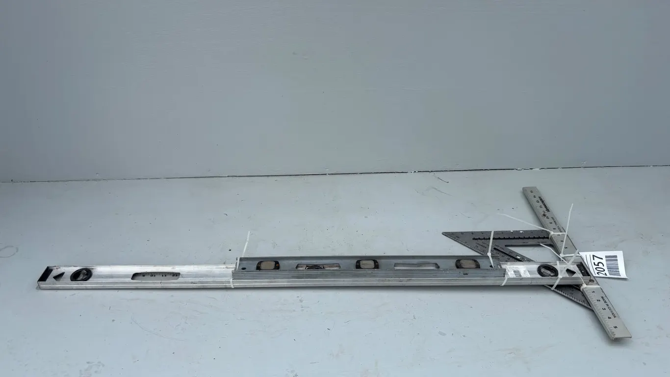 (1) 4' Level