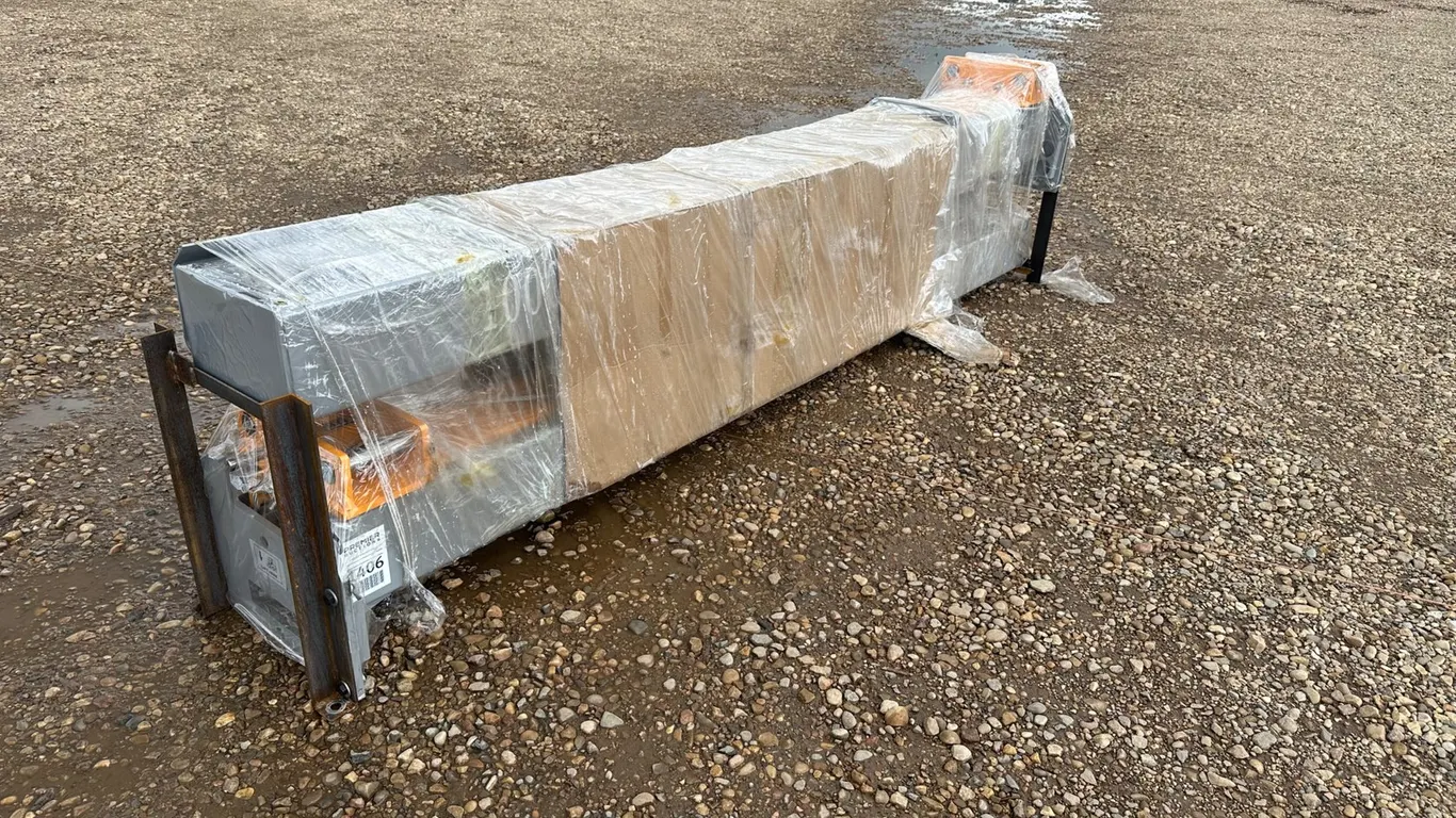 Unused 2026 TPL 10,000lbs Two-Post Auto Lift