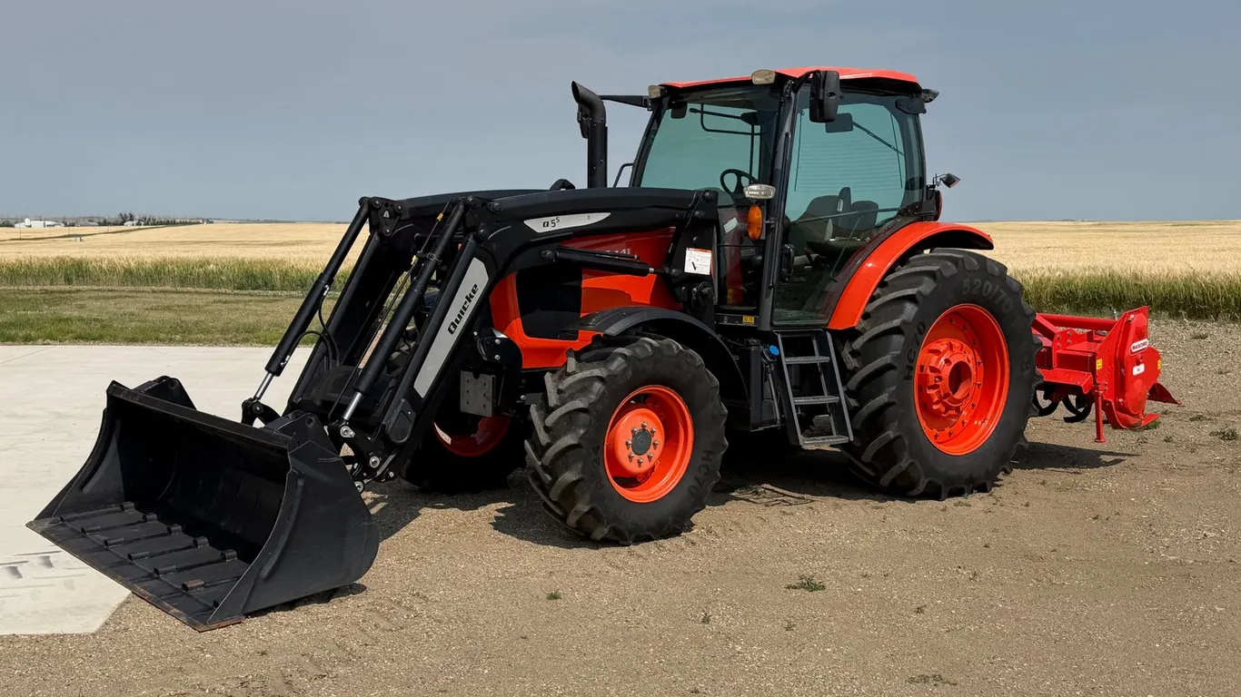 2018 Kubota M6-141 MFWD w/ FEL