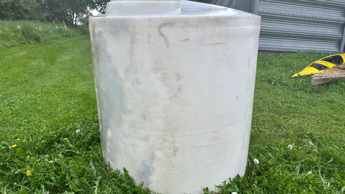 575gal UFA Poly Tank