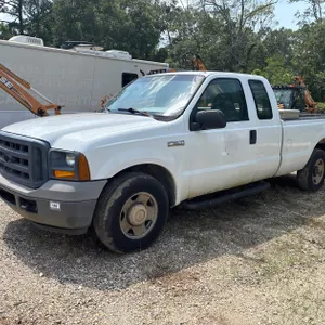 2005 FORD F250 Pickup Truck