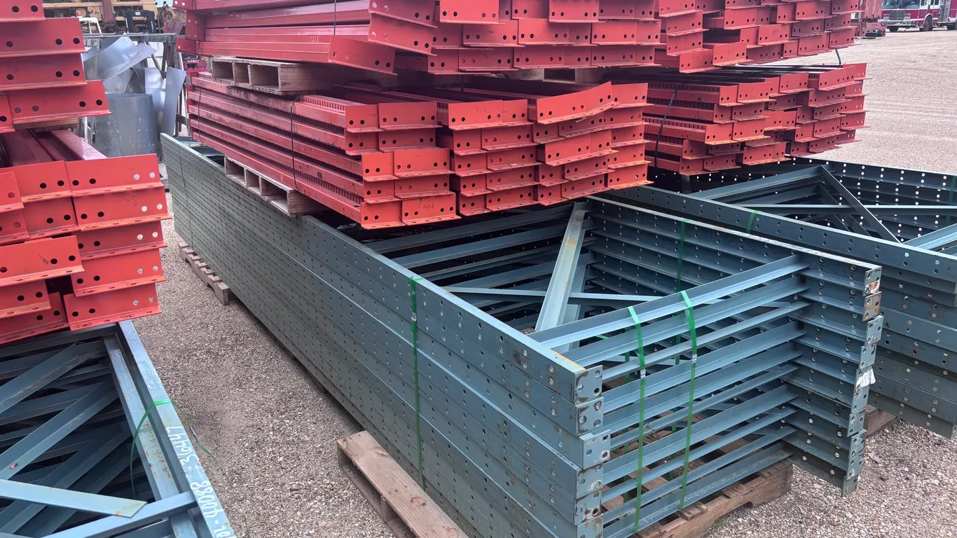 (1) STACK BOLT-ON UPRIGHT 16FT X 46IN BOLT-ON BEAMS 8FT X 3 1/2IN PALLET RACKING