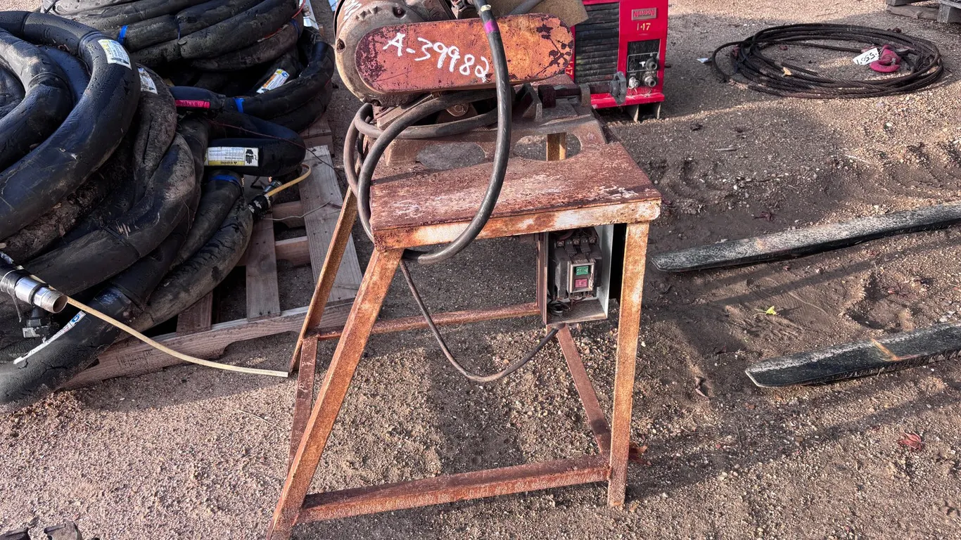 ELECTRIC CHOPSAW