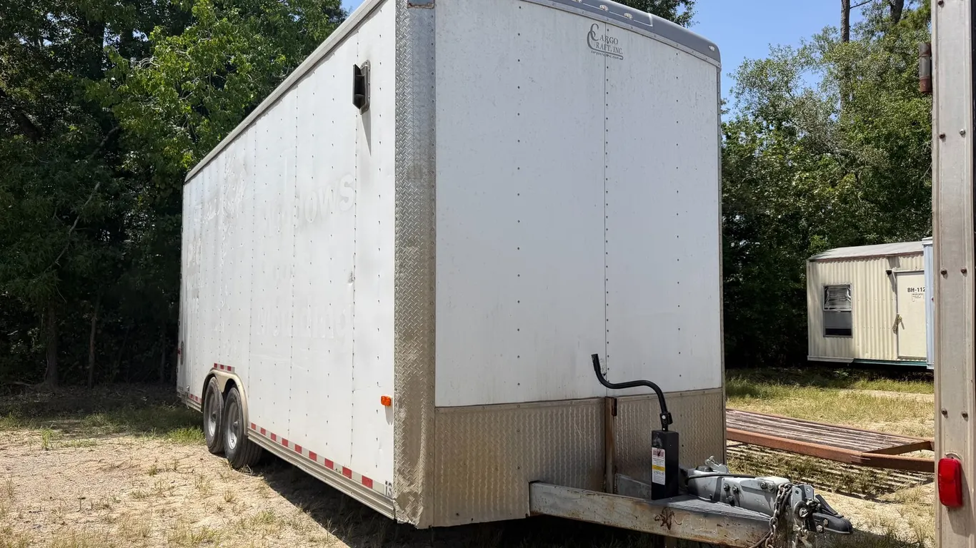 22FT ENCLOSED TRAILER