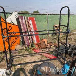 BLACK METAL TWO TIER TIRE RACK