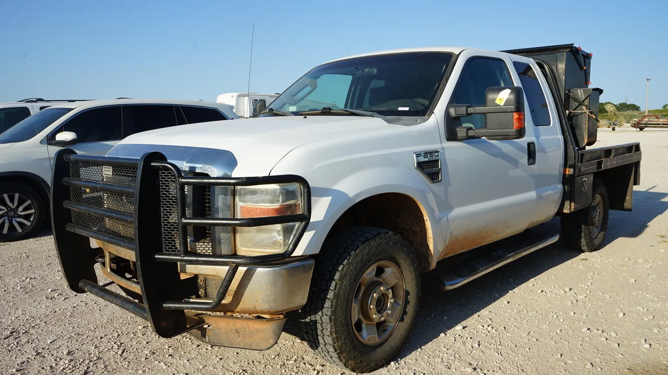 2010 Ford F-250 XLT Super Duty 4x4