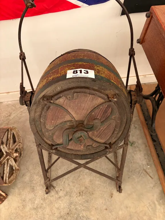 ANTIQUE HAND CRANK BARREL BUTTER CHURN