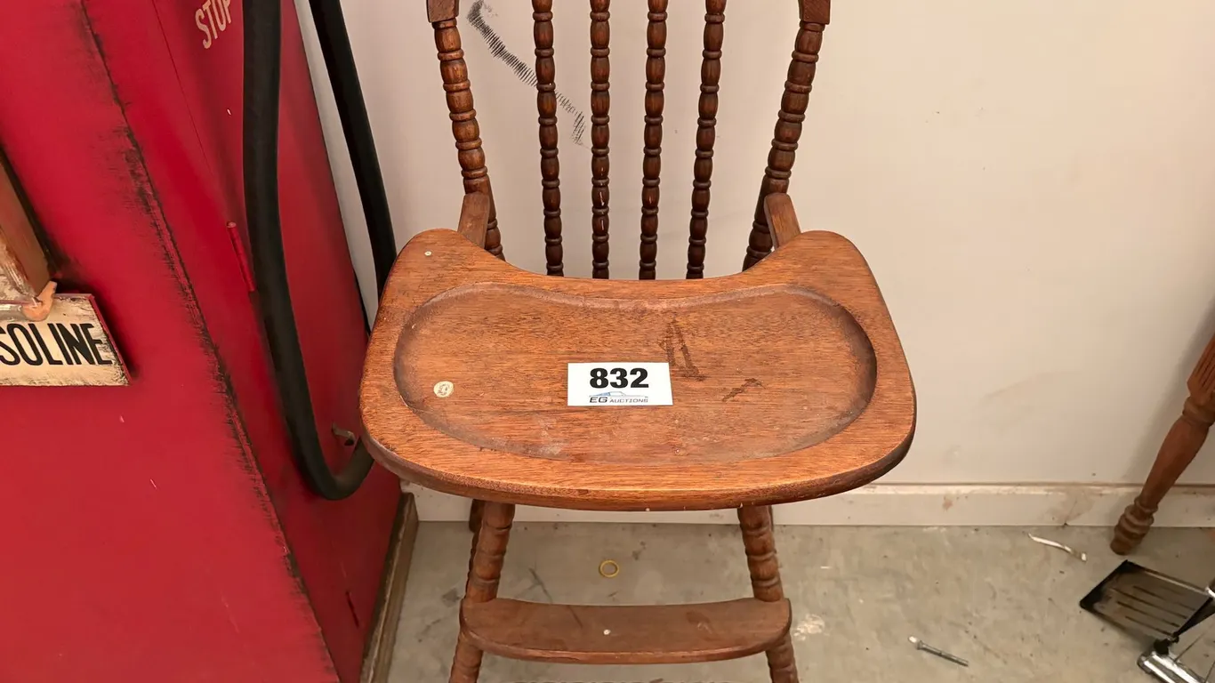 WOOD HIGH CHAIR