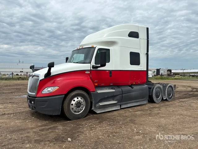 2023 International LT625 6x4 T/A Sleeper Truck Tractor