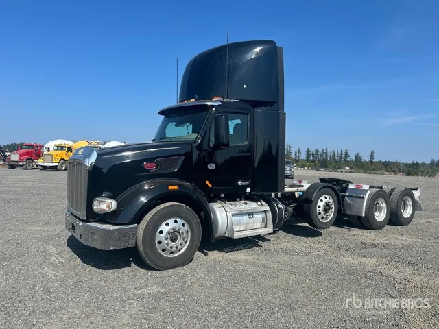 2022 Peterbilt 567 8x4 Tri/A Day Cab Truck Tractor