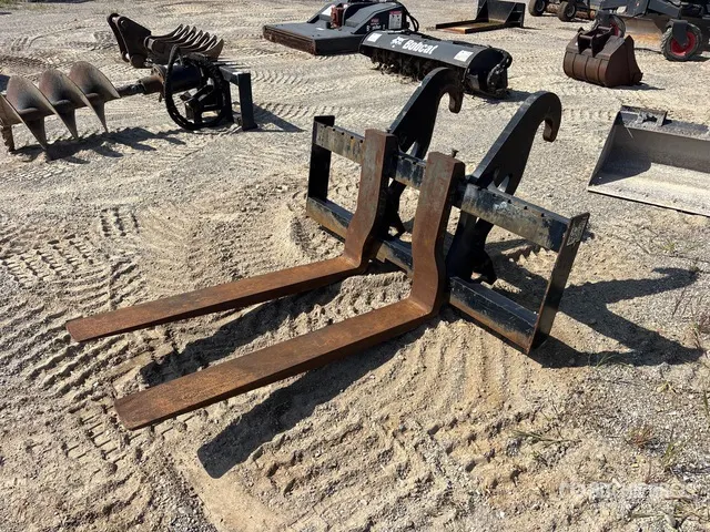 Cat 54 in Q/C Wheel Loader Forks