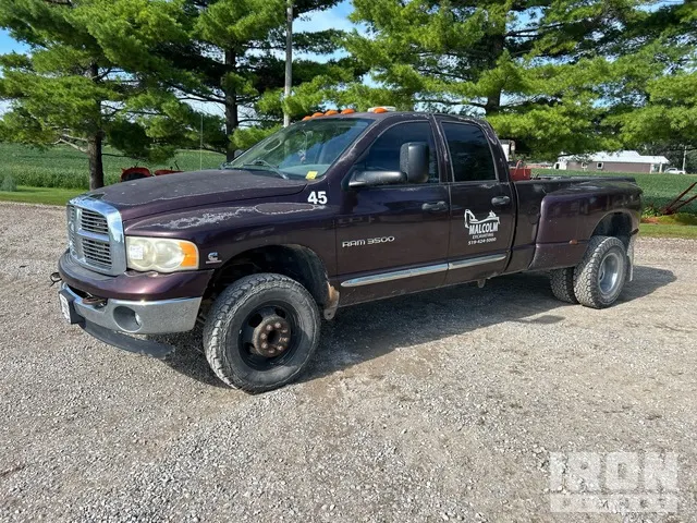 2004 Dodge Ram 3500 4x4 Crew Cab Pickup