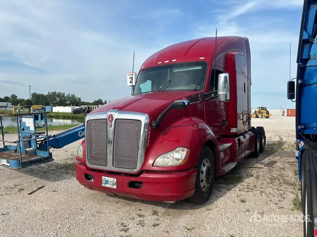 2019 Kenworth T680 6x4 T/A Sleeper Truck Tractor