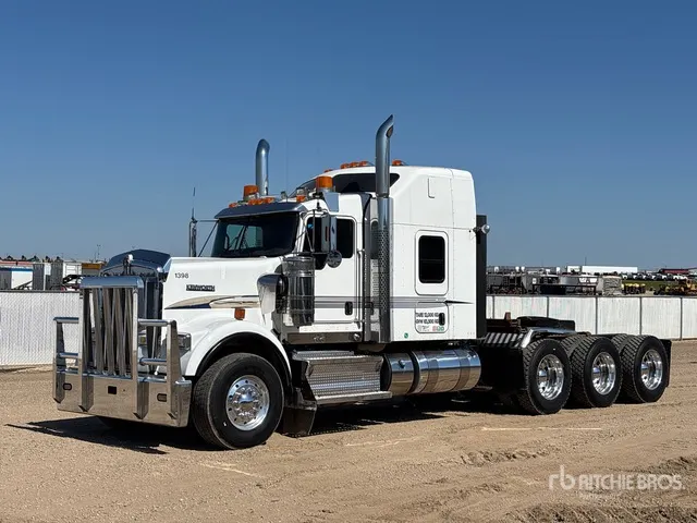 2020 Kenworth W900 8x6 Tri/A Sleeper Truck Tractor