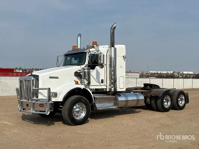 2019 Kenworth T800 T/A Sleeper Truck Tractor